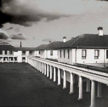 Image of Clive/Scott colonnades 1953