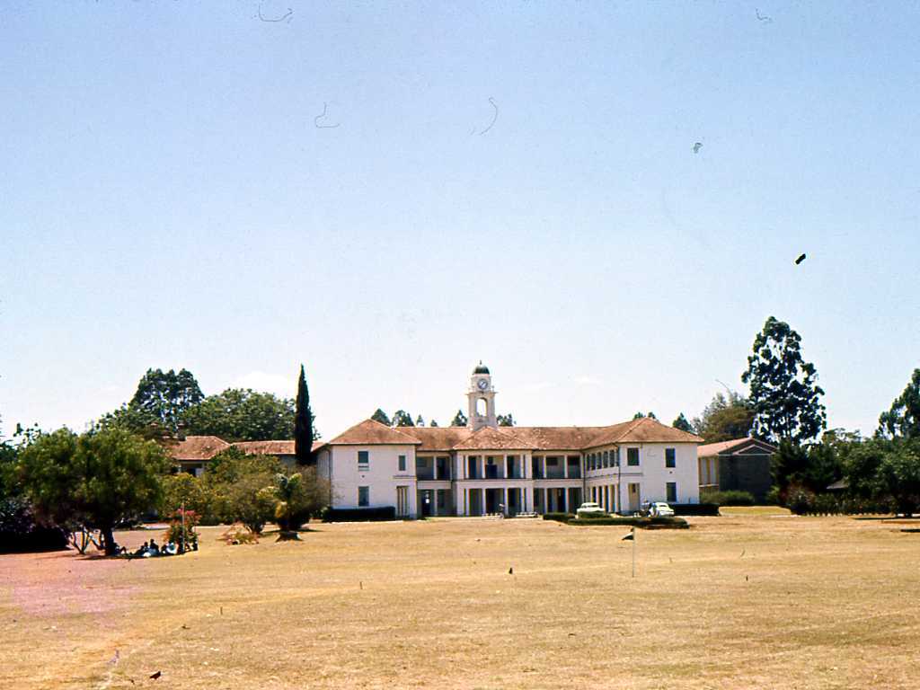 Prince of Wales / Nairobi School - Front of School - 1967
