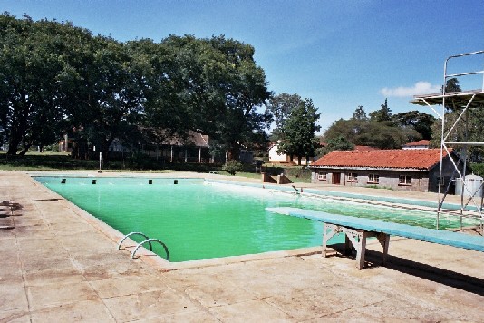 Image of Swimming Pool - 9th April 2003