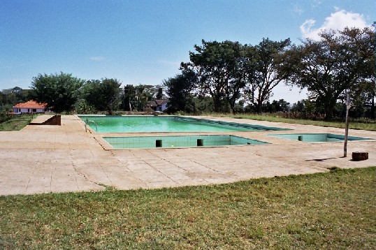 Image of Swimming Pool - 9th April 2003