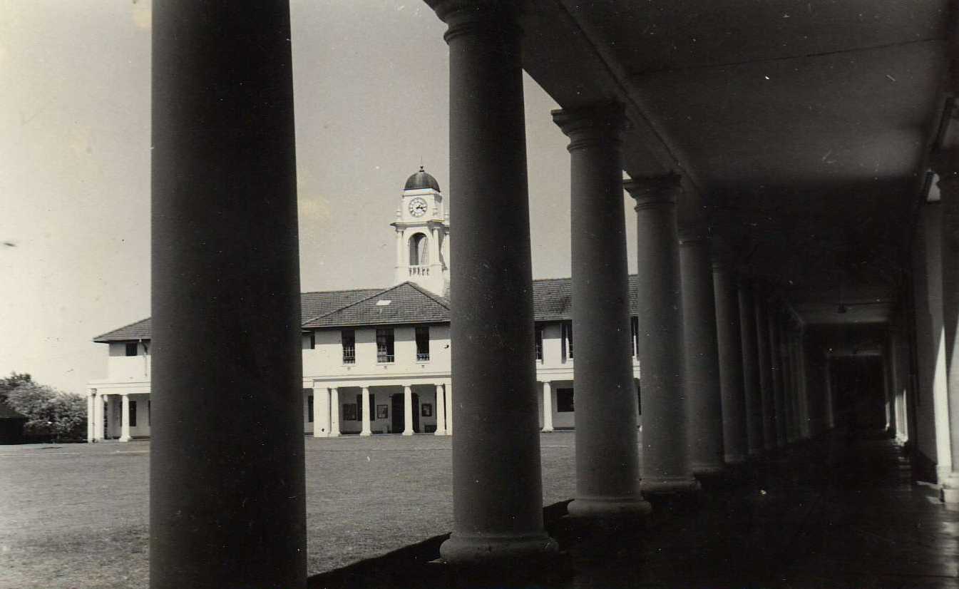 Prince of Wales School - Quad 1965