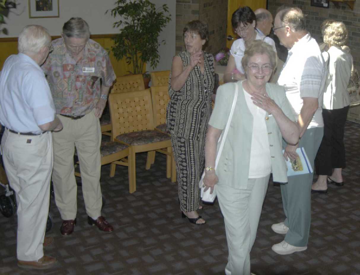 Image of discussions