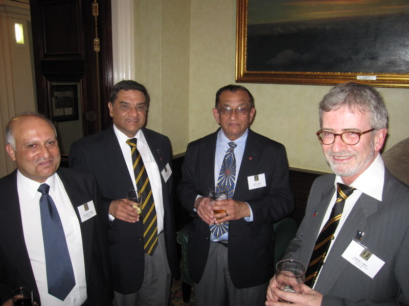 Vickram Vohra, Zahir Shamshudin Dharsee, Aziz Lakha & Terje Lien