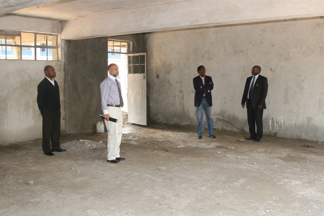 Mini Reunion -  Le Feuvre, Ilako, Malik & Watatua visit the School - Nairobi 16th Sept 2011