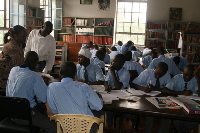 Mini Reunion -  Le Feuvre, Ilako, Malik & Watatua visit the School - Nairobi 16th Sept 2011