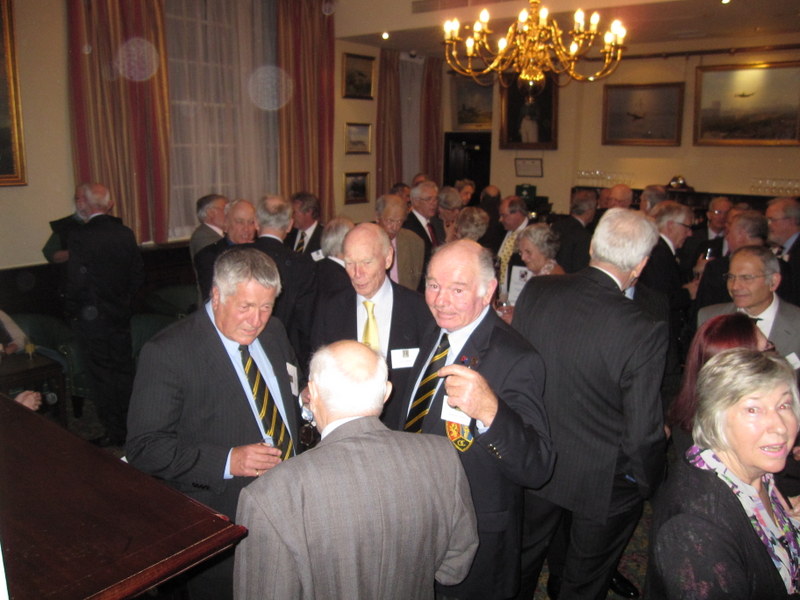 Pre-Dinner Drinks in The Club Bar